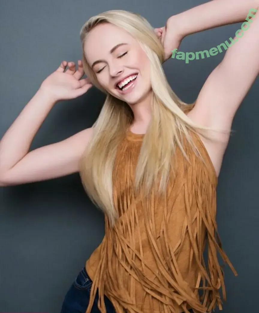 Reagan Ward nude photo #0007 (reaganwardd)