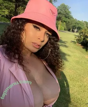 Real April / therealmizapril nude photo #0008