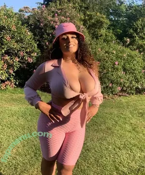 Real April / therealmizapril nude photo #0009