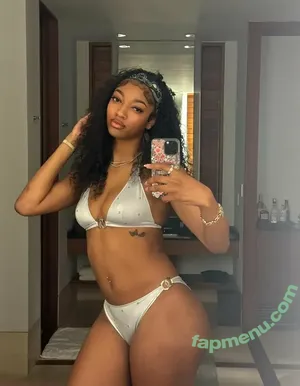  nude photo #0004