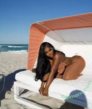 Realbellanuetch nude photo #0014