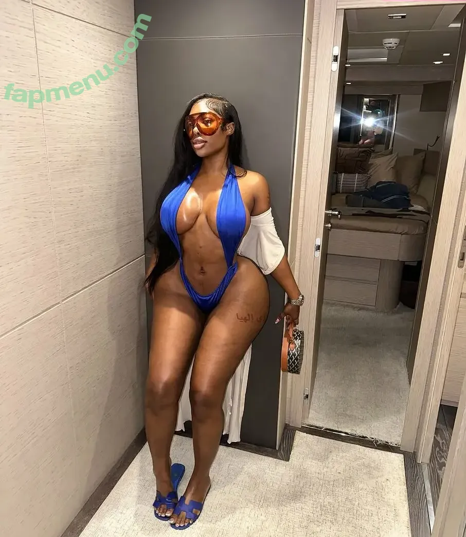 Realbellanuetch nude photo #0006 (Realbellanuetch)