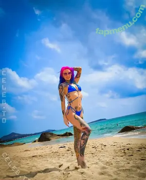 realcherryqueen / therealcherryqueen nude photo #0055