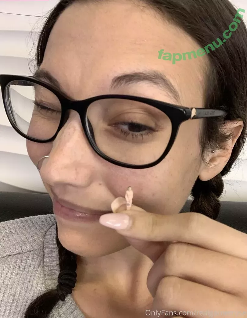 realgarnetrose nude photo #0056 (garnets.and.roses)