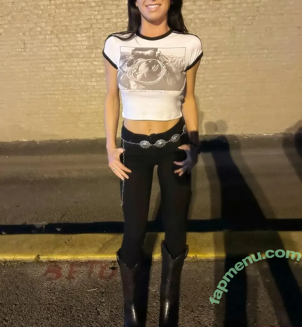 RealHotWifeVIP nude photo #0027 (realhotwife / the.real.hot.wife)