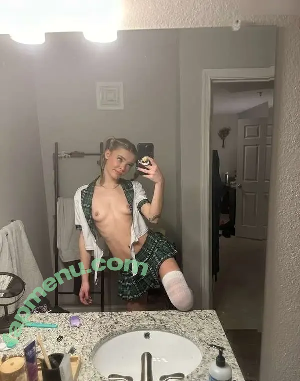 realkatelynx nude photo #0174 (realkatelynx)