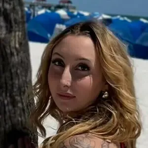 realkayy0 / isntkaleighh / kaytoonaughty nude photo #0016