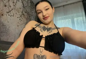  nude photo #0007