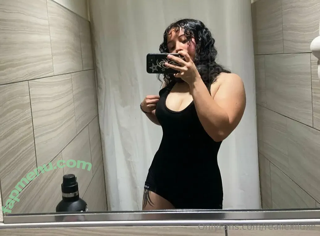 reallexiluxe nude photo #0003 (reallexiluxe)