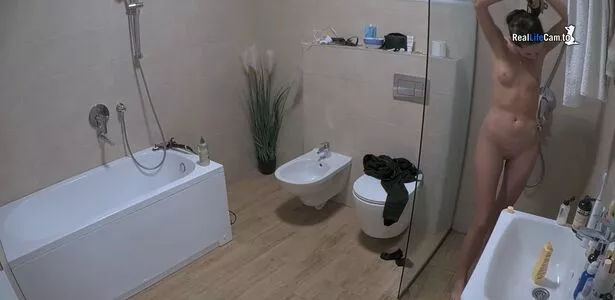 Reallifecam nude photo #0059