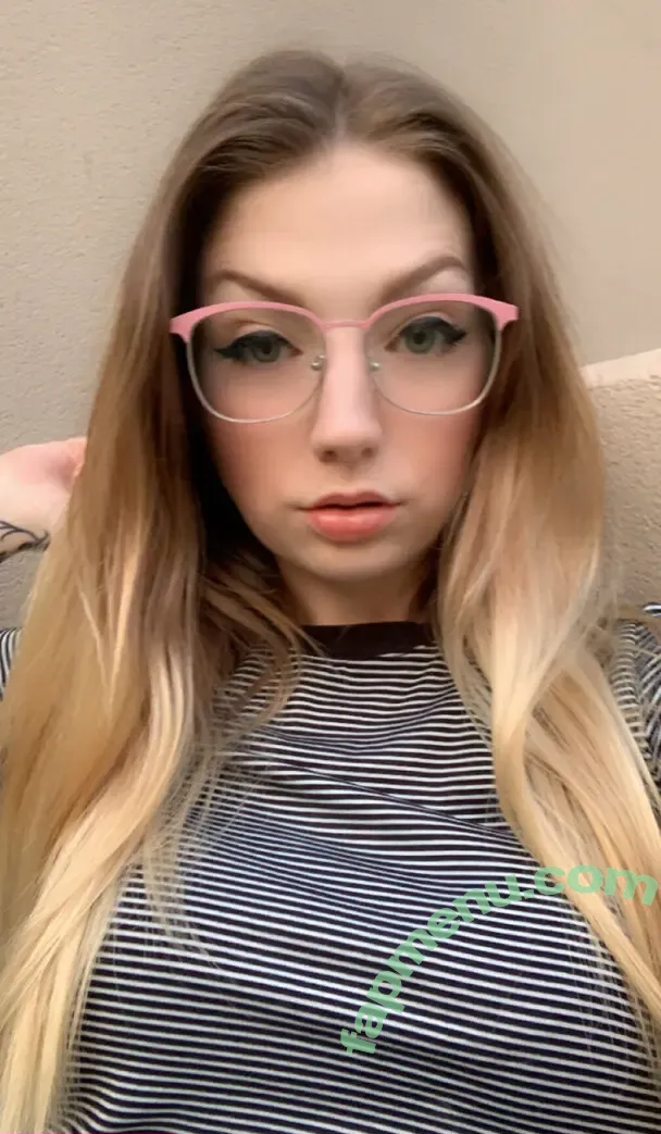 reallyyrenee nude photo #0009 (reallyyrenee)