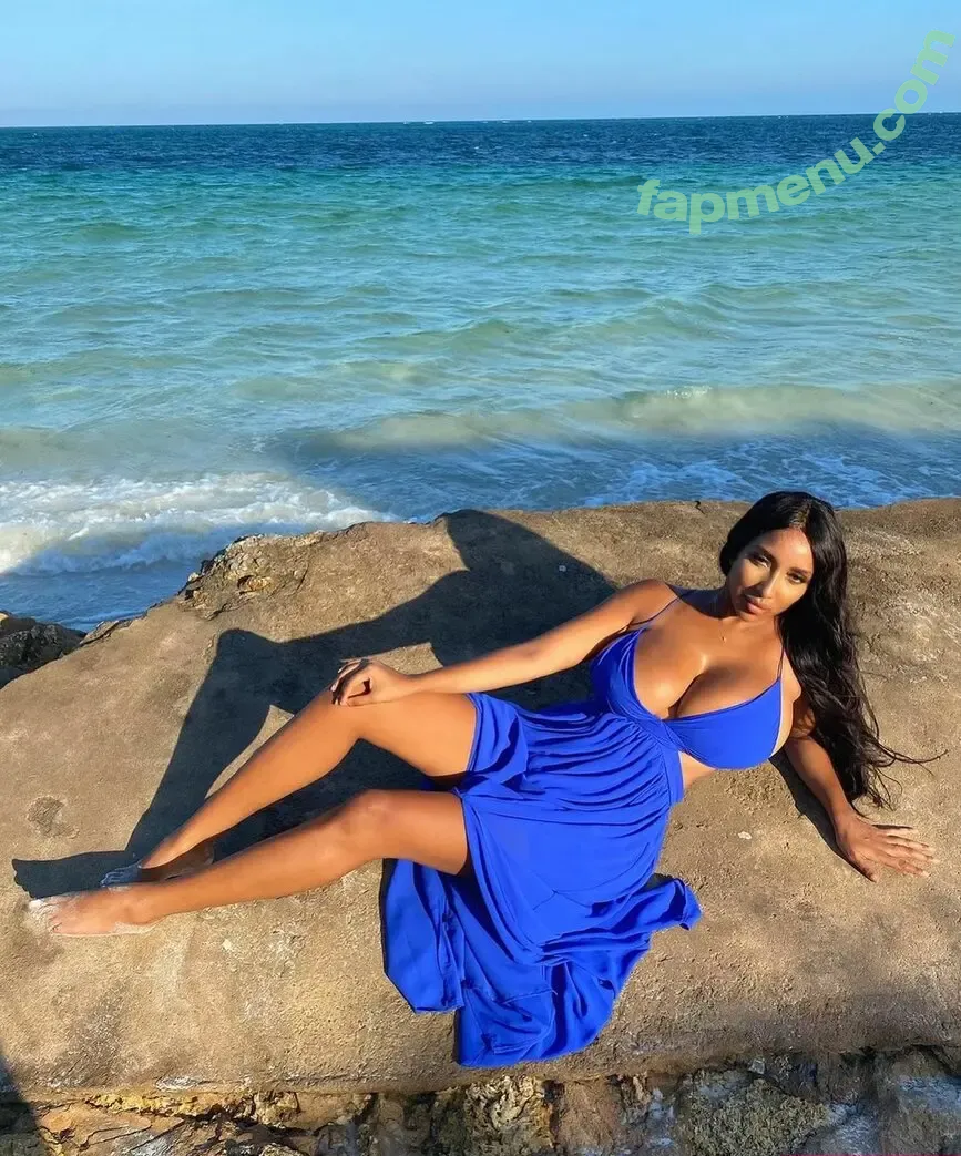 Realnims nude photo #0027 (Shayliving)