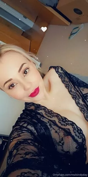 realsindyday / realsindyy nude photo #0042