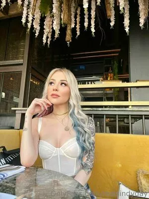 realsindyday / realsindyy nude photo #0281