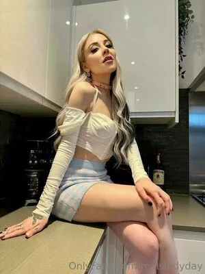 realsindyday / realsindyy nude photo #0318