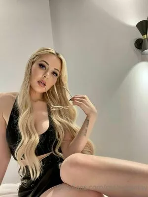 realsindyday / realsindyy nude photo #0335