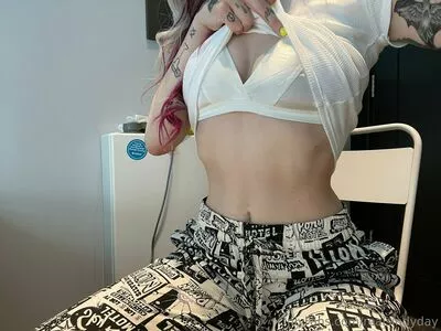 realsindyday / realsindyy nude photo #0440