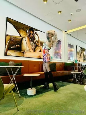 realsindyday / realsindyy nude photo #0512