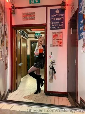 realsindyday / realsindyy nude photo #0576