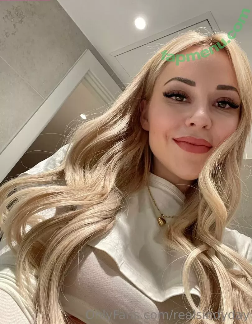 realsindyday nude photo #0266 (realsindyy)