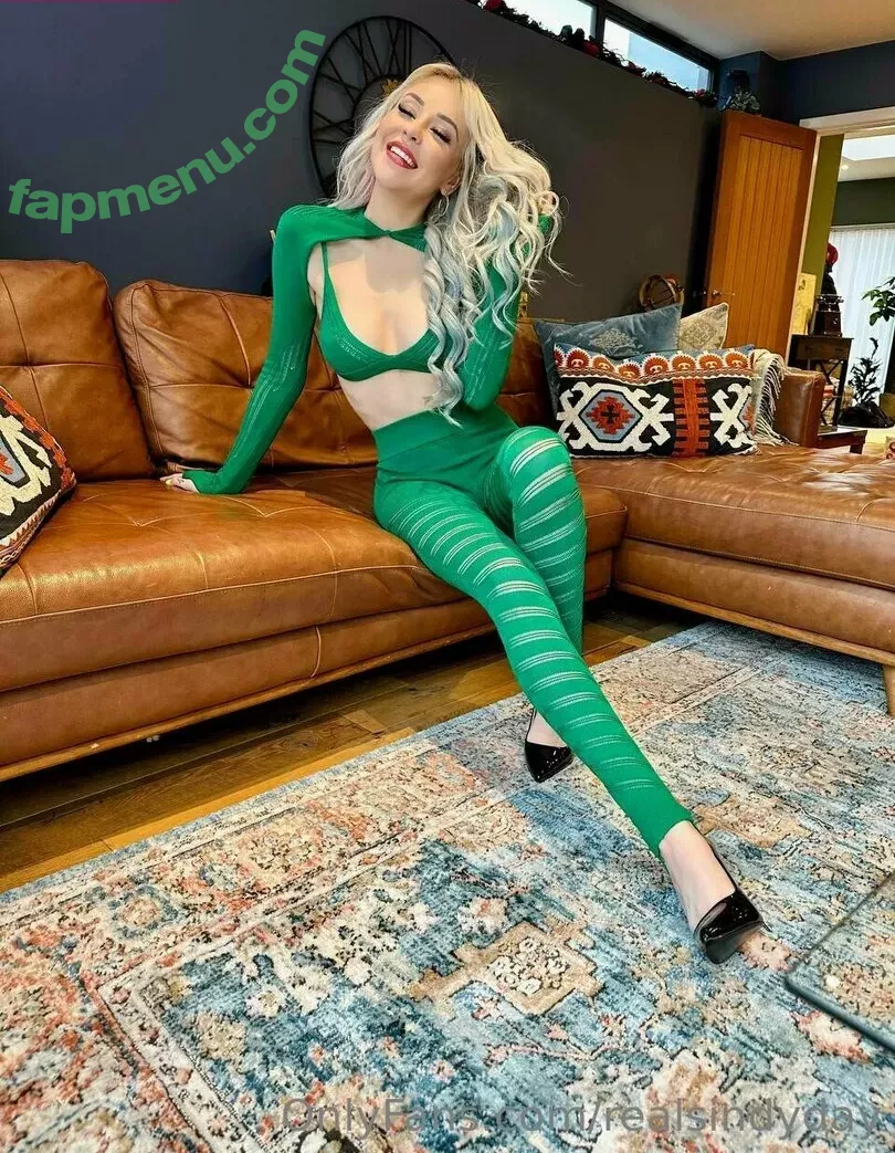 realsindyday nude photo #0506 (realsindyy)