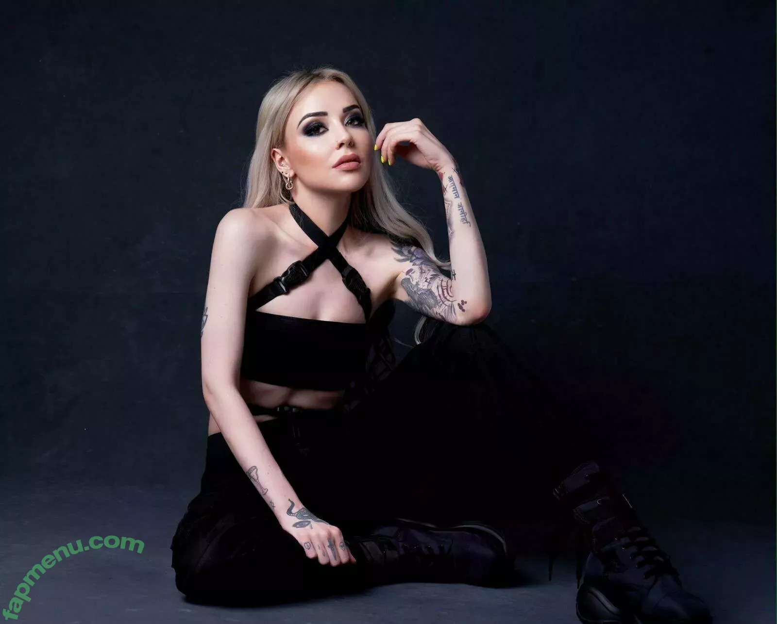 realsindyday nude photo #0644 (realsindyy)