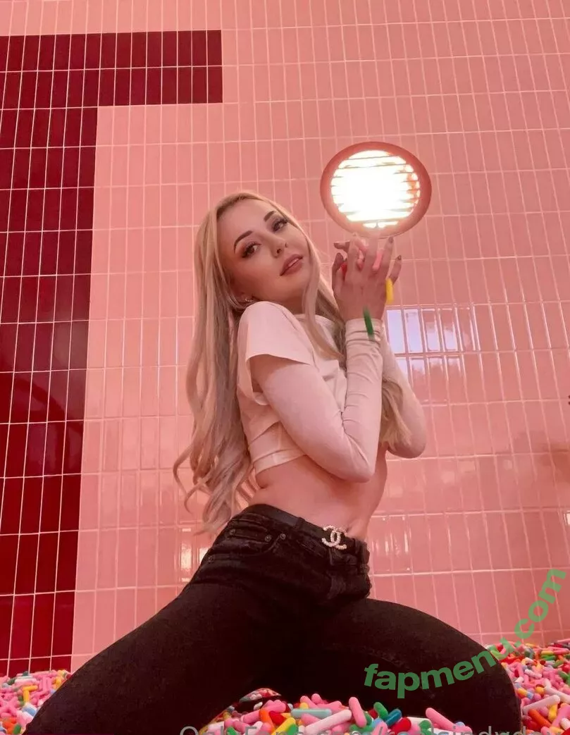 realsindyday nude photo #0649 (realsindyy)