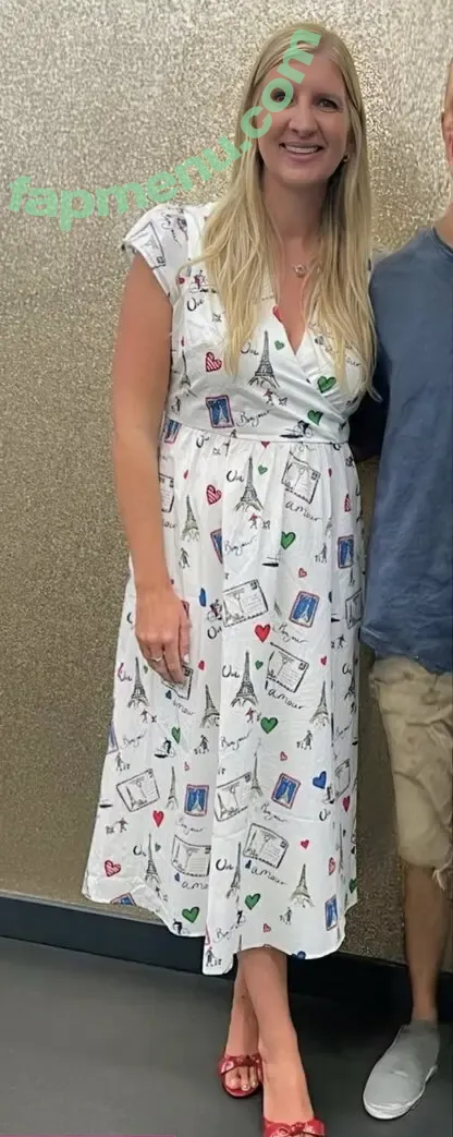 Rebecca Adlington nude photo #0011 (beckadlington)