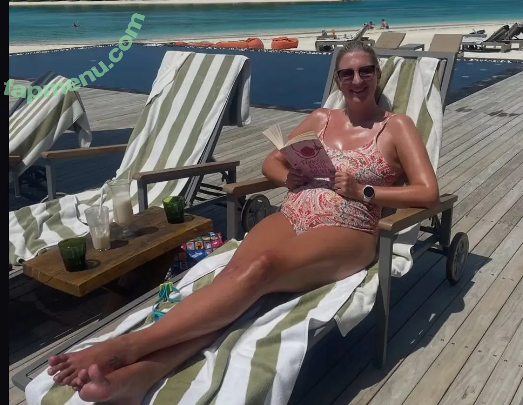Rebecca Adlington nude photo #0012 (beckadlington)