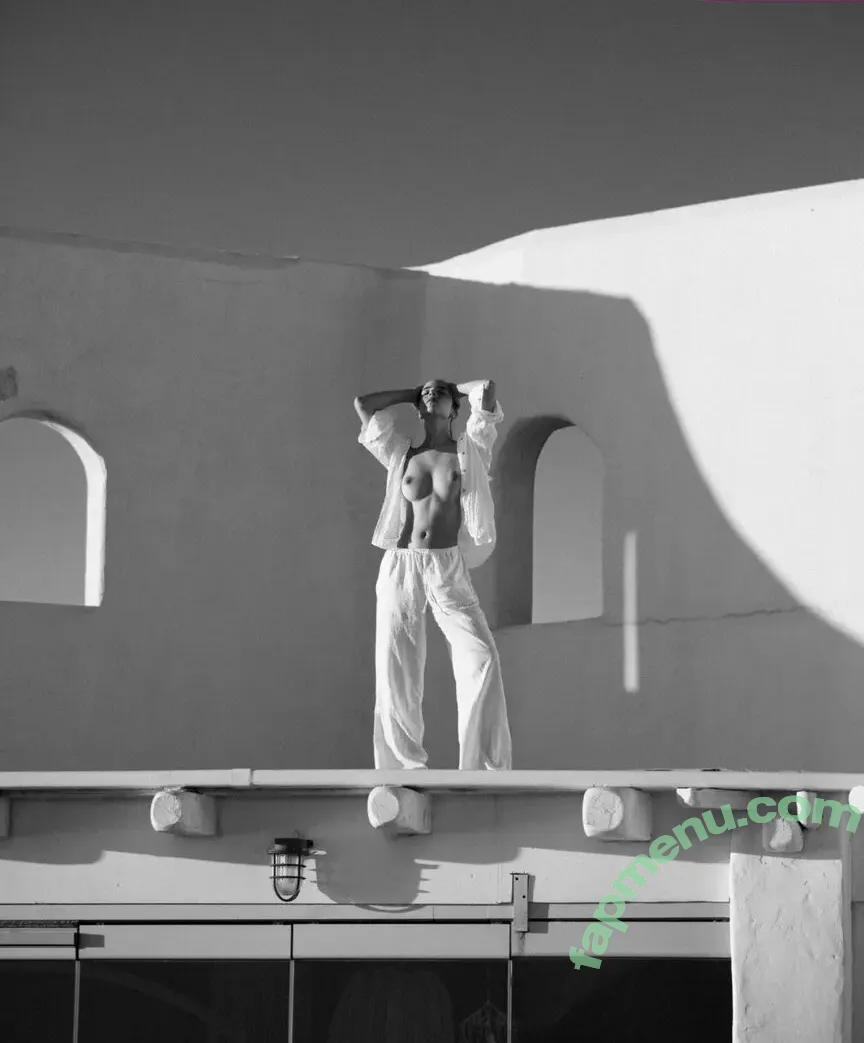 Rebecca Bagnol nude photo #0220 (_rebeccabagnol / bagnolrebecca)