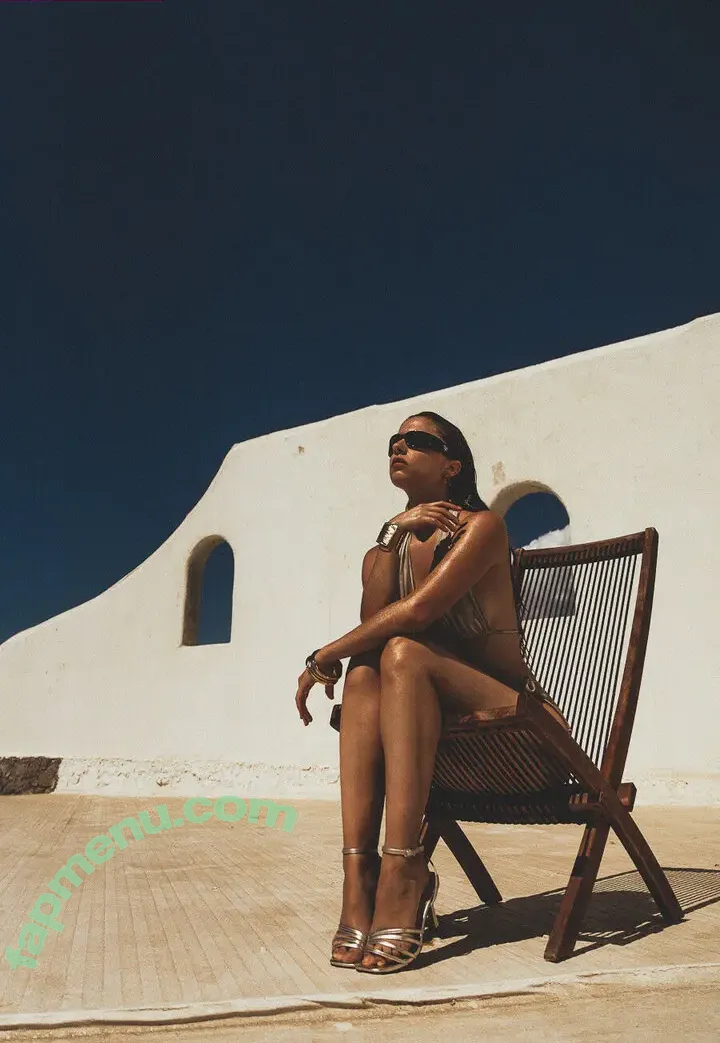 Rebecca Bagnol nude photo #0255 (_rebeccabagnol / bagnolrebecca)