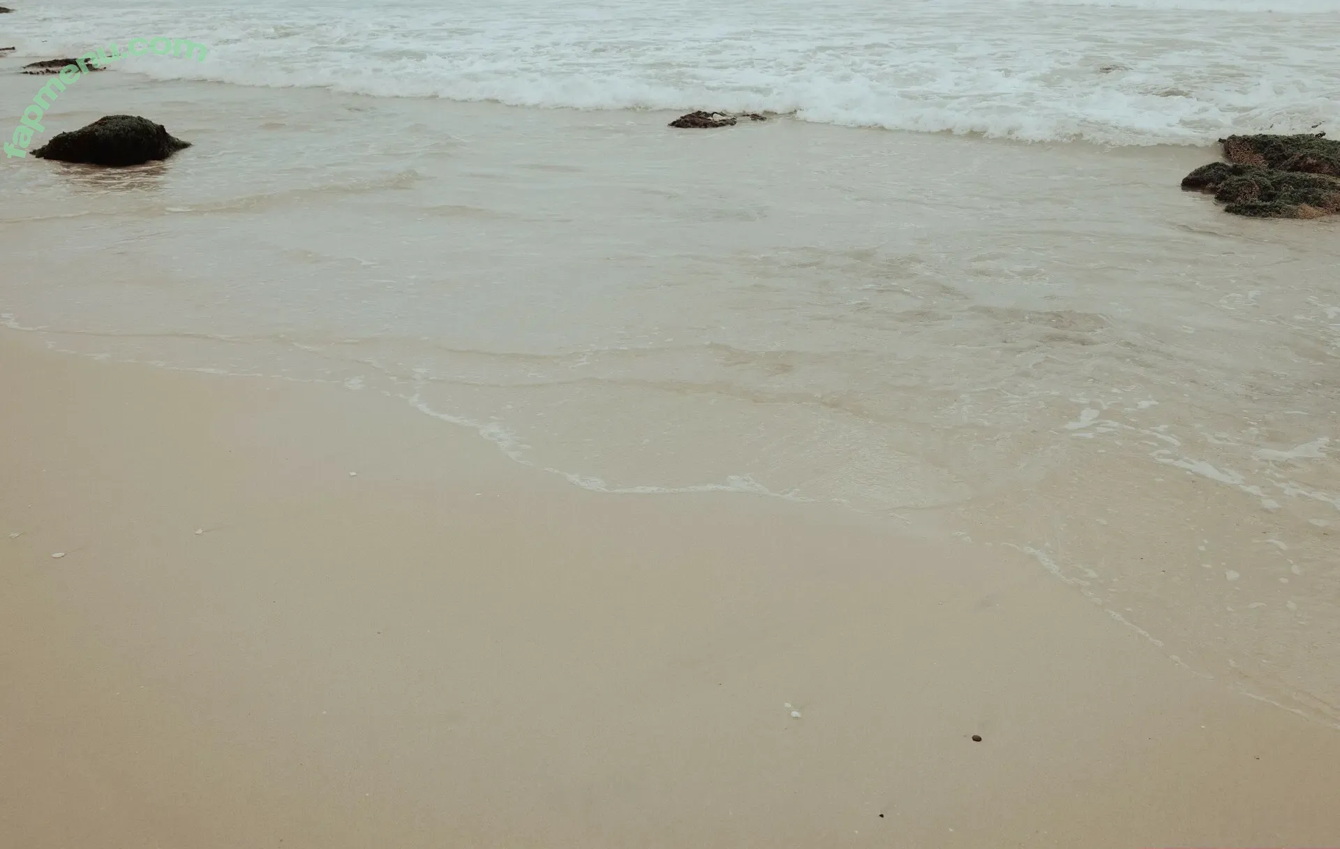 Rebecca Bagnol nude photo #0301 (_rebeccabagnol / bagnolrebecca)