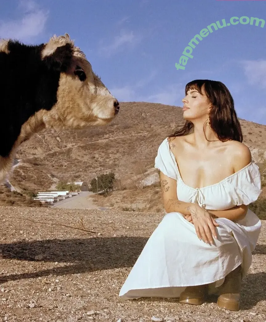 Rebecca Black nude photo #0597 (MsRebeccaBlack / rebeccasharon)