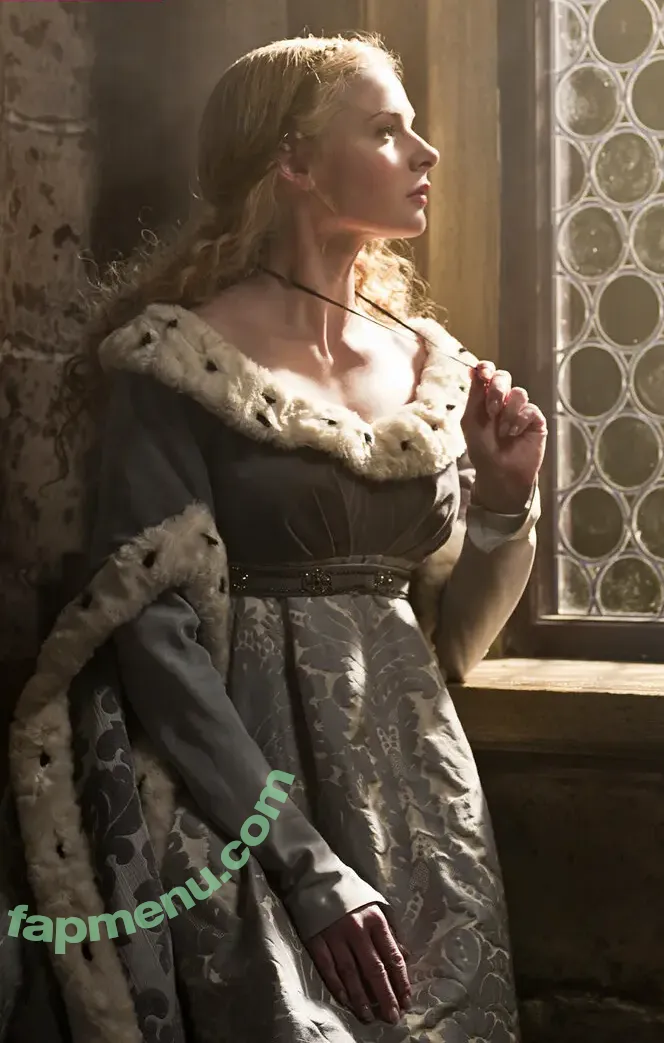 Rebecca Ferguson nude photo #0703 (rebecca_ferguson / rebeccaferguson)