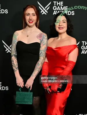 Rebecca Ford / rebbford nude photo #0393