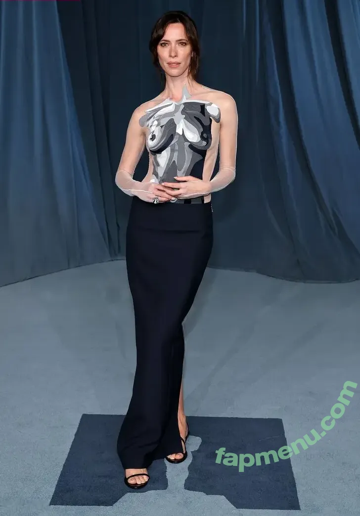 Rebecca Hall nude photo #0028 (rebeccahall / rebeccalords)