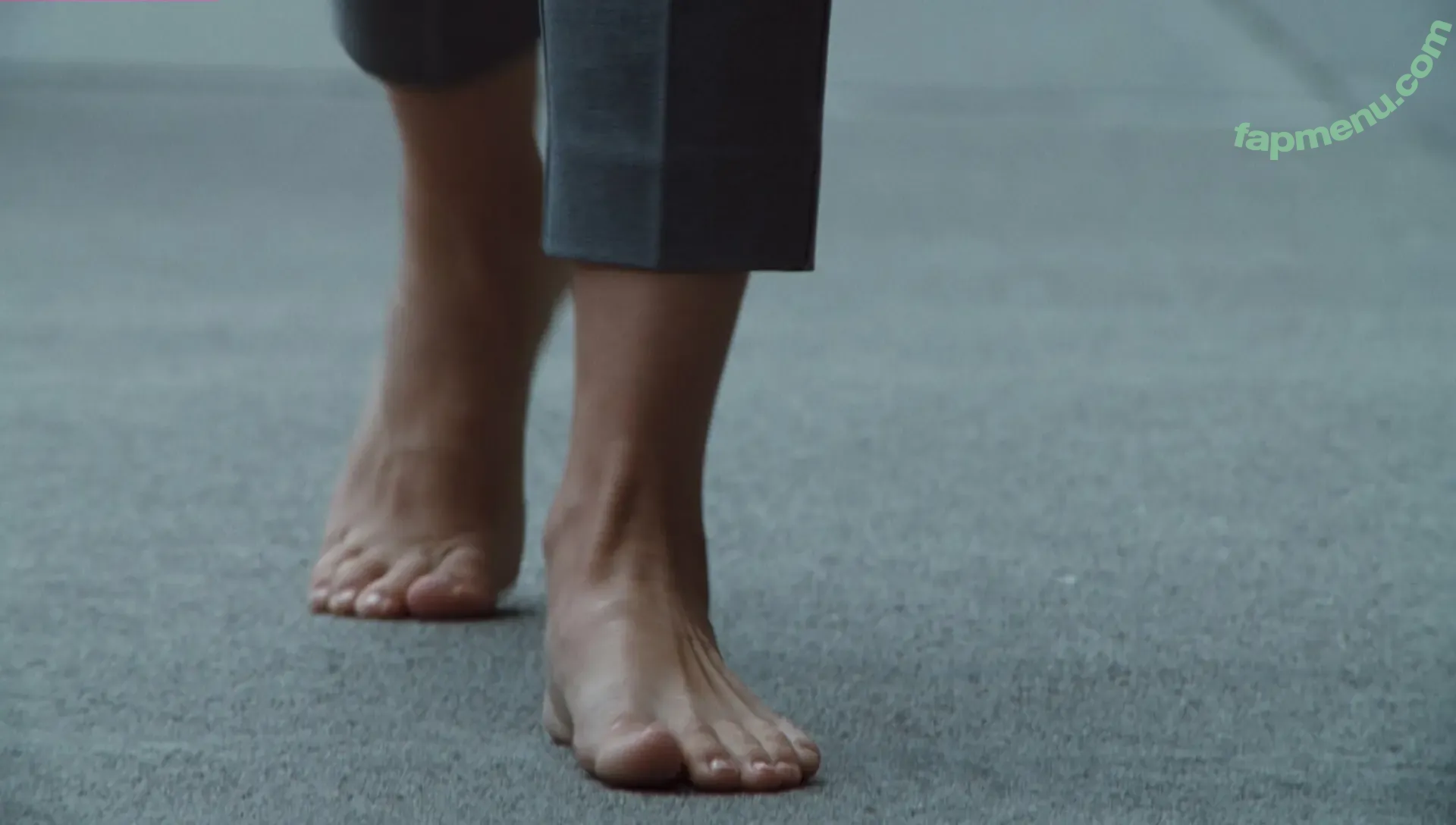 Rebecca Hall nude photo #0062 (rebeccahall / rebeccalords)