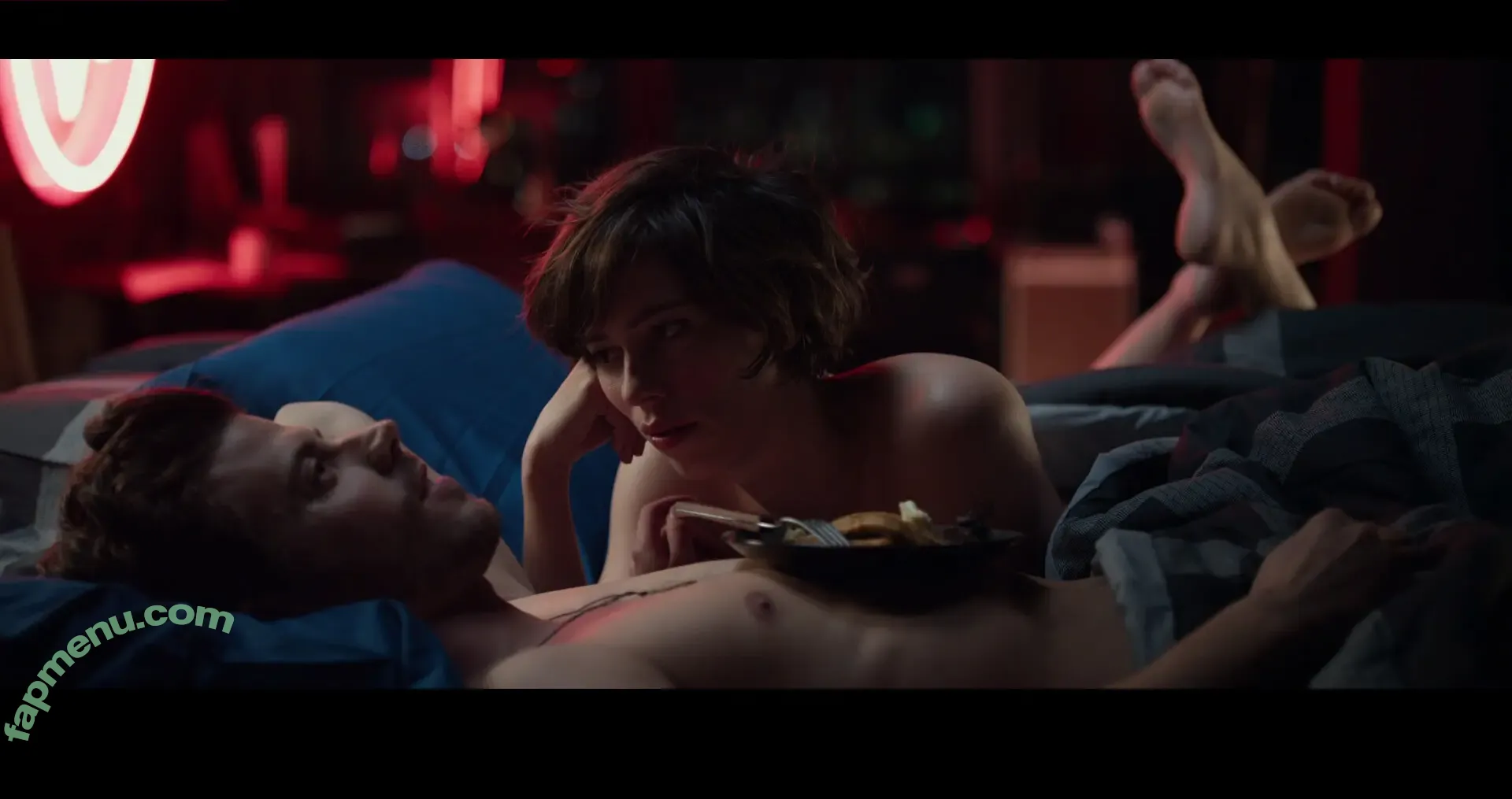 Rebecca Hall nude photo #0065 (rebeccahall / rebeccalords)