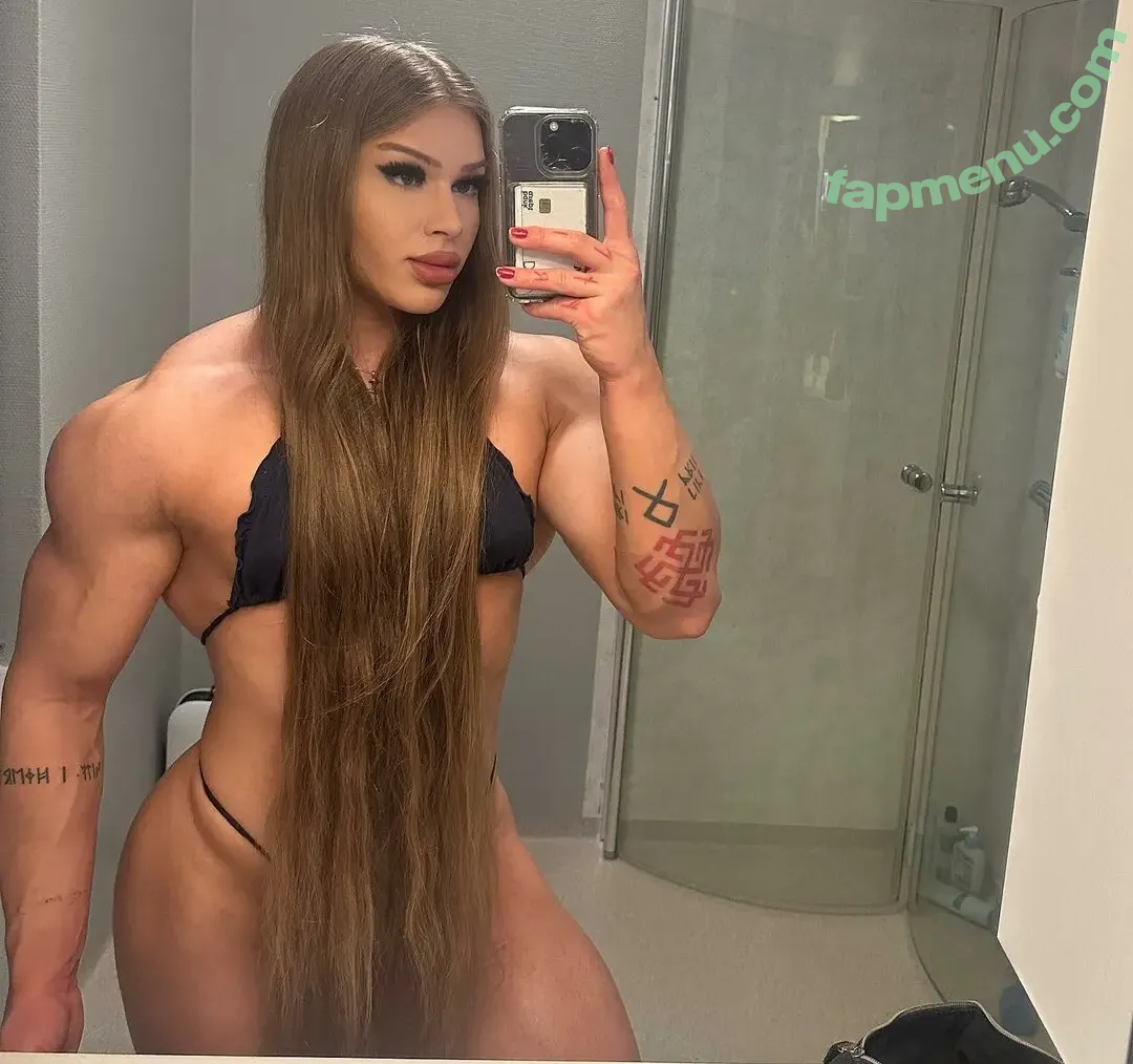 Rebecca Jansen nude photo #0021 (rebeccahjansen)