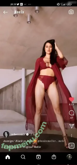 Rebecca Mir / sarahtoninx9_ nude photo #0018