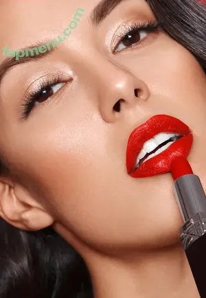 Rebecca Mir / sarahtoninx9_ nude photo #0037