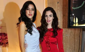 Rebecca Mir / sarahtoninx9_ nude photo #0060