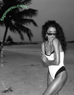 Rebecca Mir / rebeccamir nude photo #0745