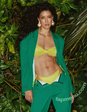 Rebecca Mir / rebeccamir nude photo #0769