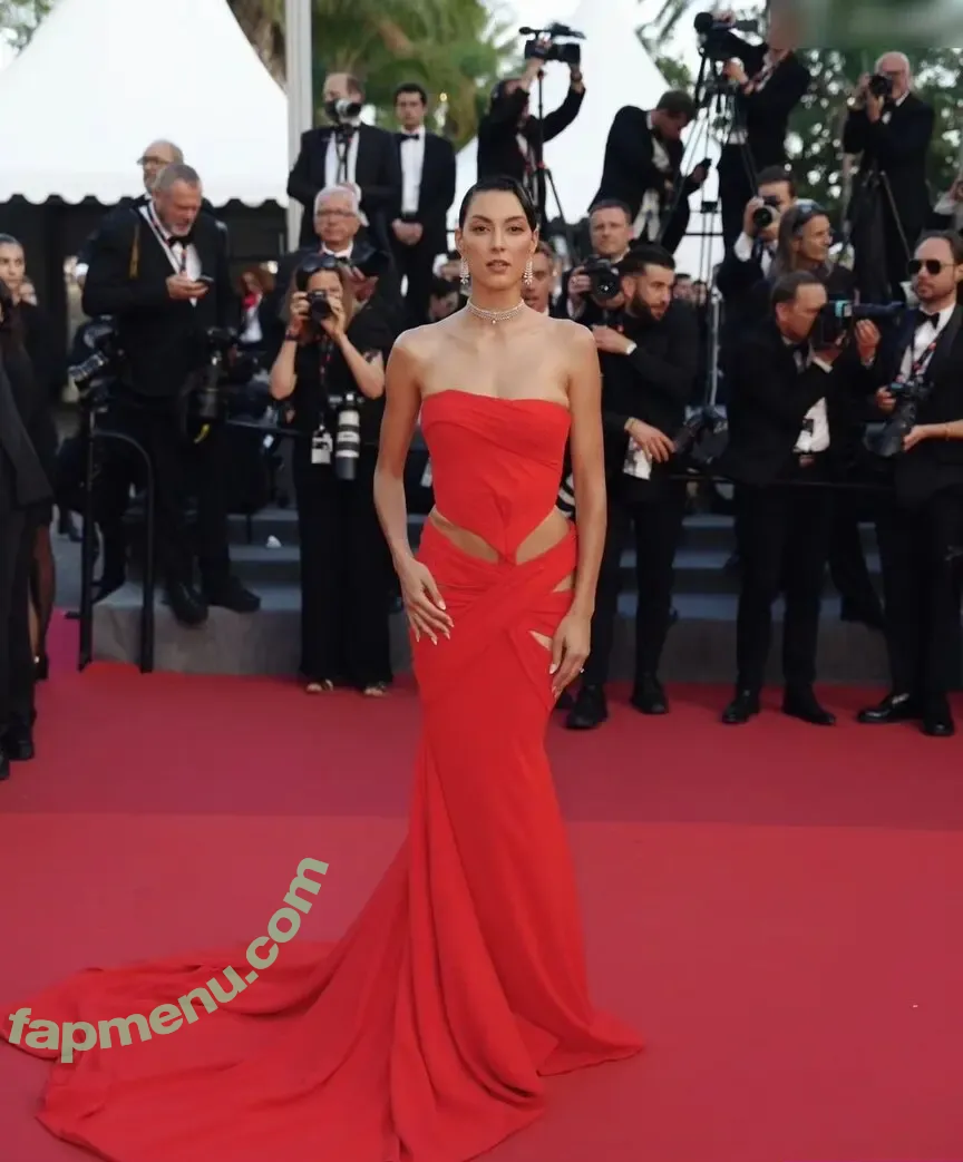 Rebecca Mir nude photo #0080 (sarahtoninx9_)