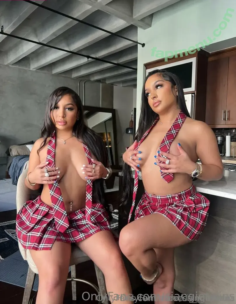 rebecca_montana nude photo #0050 (rebeccamontana05)