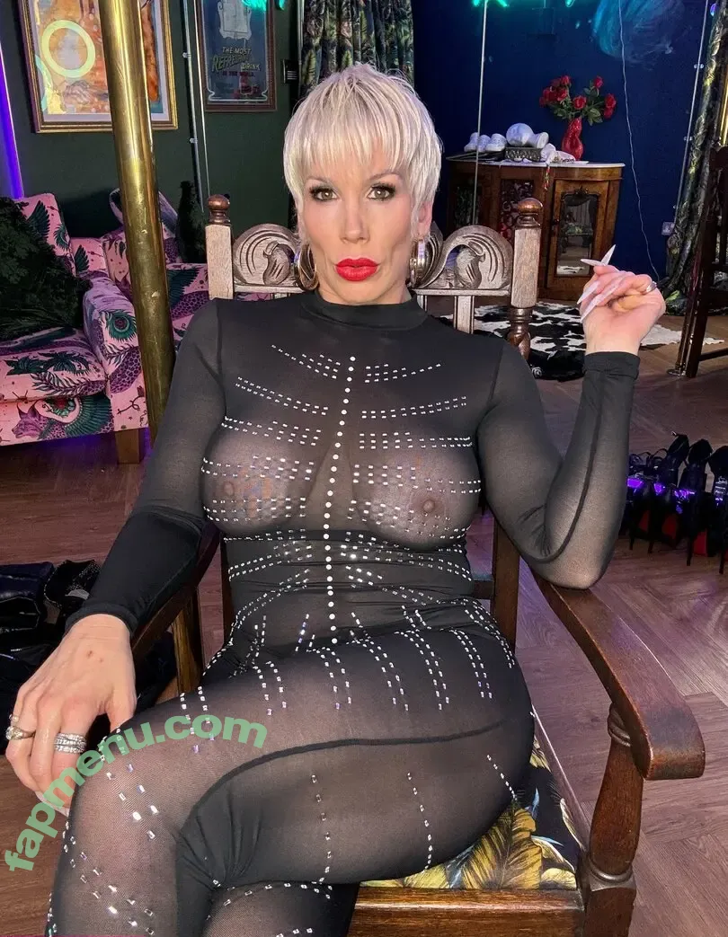 rebeccamoreuk nude photo #1486 (queen0ftheeast)