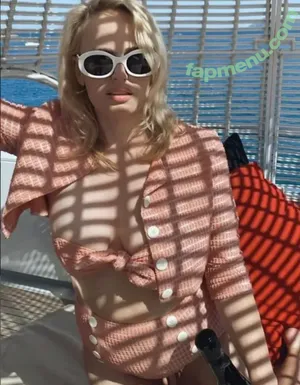 Rebel Wilson / rebelwilson / scarlettwilson nude photo #0034