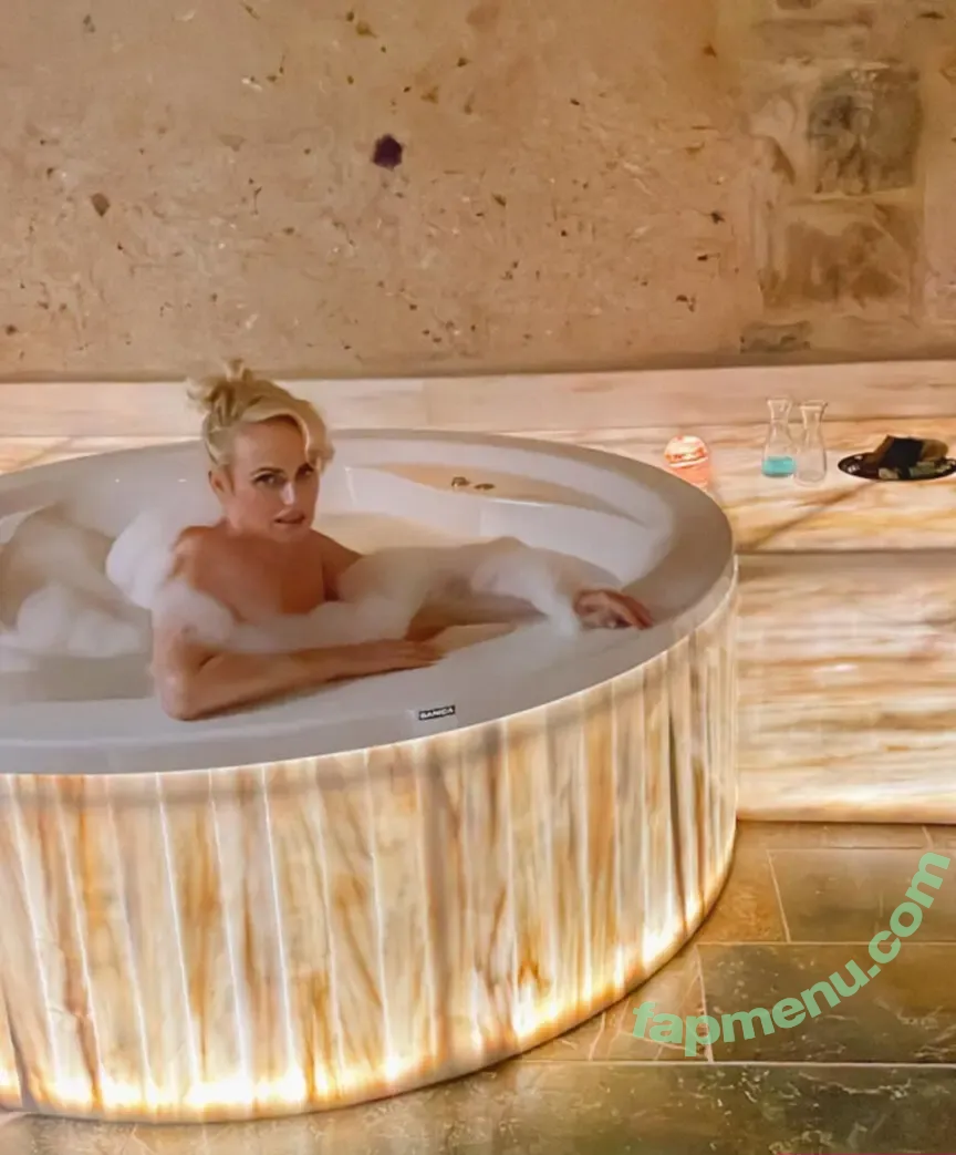 Rebel Wilson nude photo #0033 (rebelwilson / scarlettwilson)