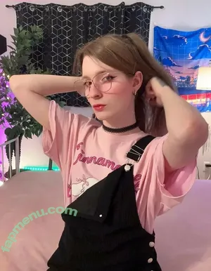 RebiSenpai / rebi_senpai nude photo #0119